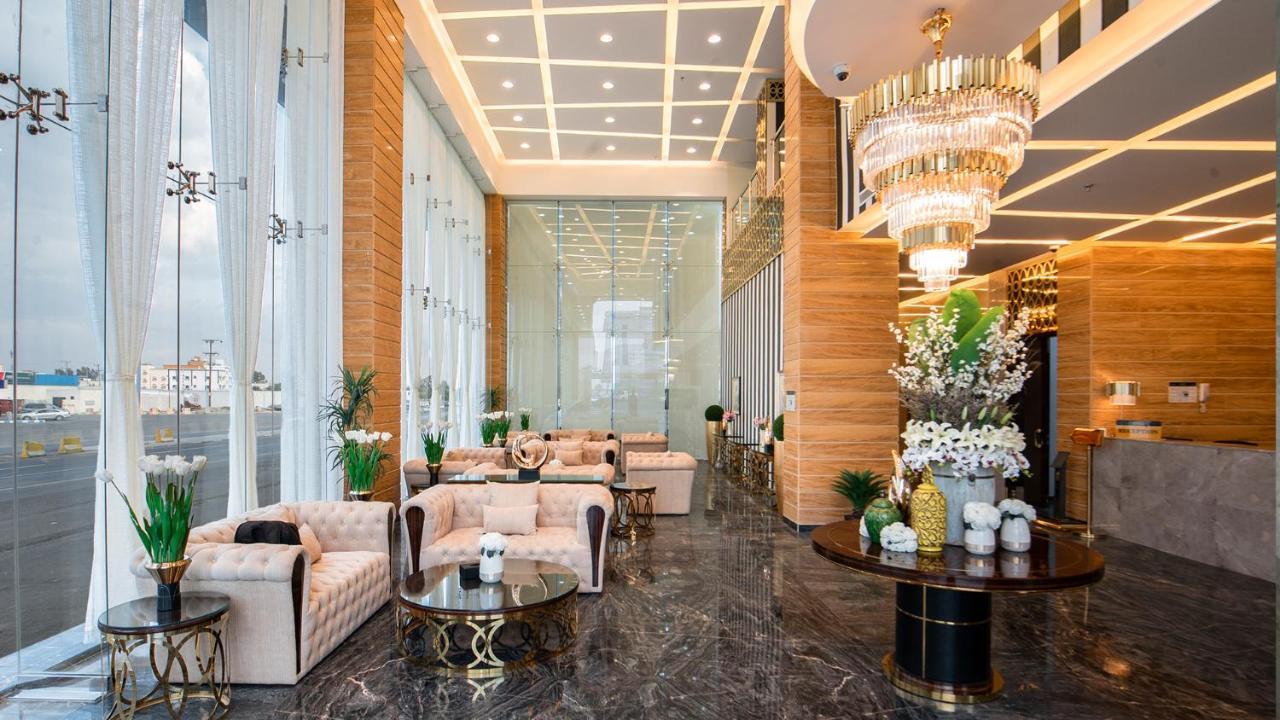 Golden Dream Hotel 카미스무샤야트 외부 사진